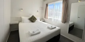 2-Bedroom Beachfront Villa at Kaloha, Cowes - Image 3