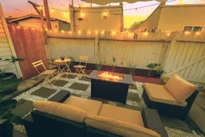 Games |Fire Pit Patio|AC|10 Min to Beaches|Parking - Image 2