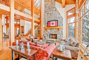 Slope Side Chalet | Ski in Ski out | Kadenwood - Image 3