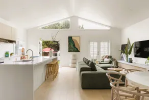 NESTE On 5th - Beachside Luxury - Image 3