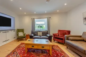 Pembrokeshire Near The Beach With A Heated Pool - Image 5