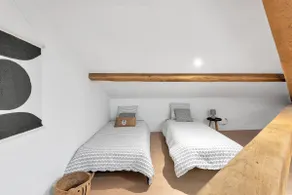 The Blackwood: Atypical fully renovated 2 bedroom - Image 3