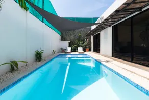 Private pool, rooftop patio-hot tub, AC,WIFI,Grill - Image 3