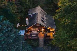 1 min Walk to Lake~Hot Tub ~Sauna ~Game Room - Image 2