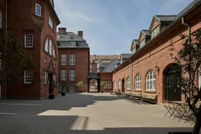 Stylish hotel apartment in Frederiksbjerg - Image 2