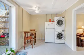 211 NE Main Street - Image 3