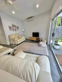 Ground floor apartment in a great location - Image 5