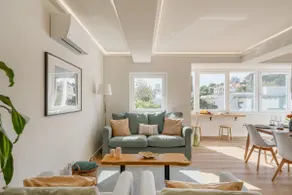 Seaside Cascais Center Apartment - Image 2