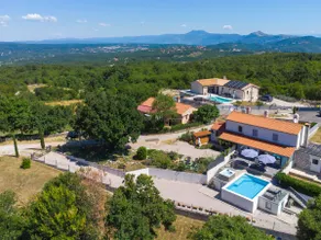 Villa LULU with heated pool, sauna & hot tub - Image 2