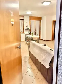 Top Apartment - Image 4
