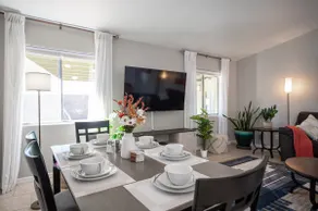 Charming home in Henderson with RV parking - Image 3