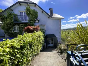 Le Belvue, a relaxing stay with a view of the Pyrenees mountain range  - Image 3