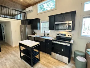 Cozy Cypress Cabin - Image 2