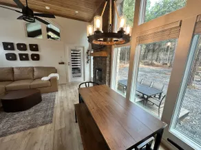 Cozy Cypress Cabin - Image 5
