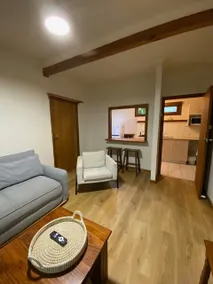 Dog Friendly Beachfront Apartment & Courtyard/Pool - Image 3