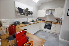 Corrimony Cottage - Image 4