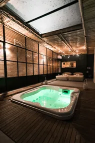 Essential Suite - Image 4