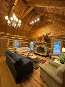 The Craftsman Cabin - Image 2