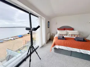The Beach House -The Best Harbour View in Mudeford - Image 5