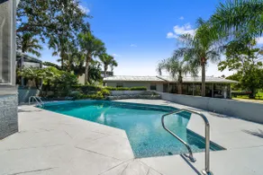 Stunning *Newly Remodeled Riverfront Oasis - Kayak - Image 2