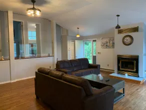 Sturgeon Lake Cottage - Image 5