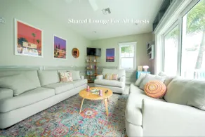Newly Renovated Cottage! Ideal for 3 Guests - Image 5