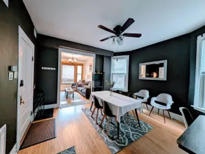The Roscoe Village Guesthouse - Image 3