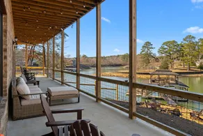 Battle Branch Retreat - Luxurious Lake Side Escape - Image 2
