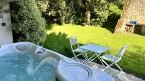   Gaia - Jacuzzi - heated pool, bicycles. - Image 3