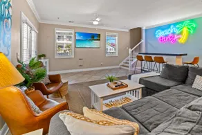 Seas The Day-POOL/Spa/GAME ROOM/Views/BIKES/Steps to beach - Image 4