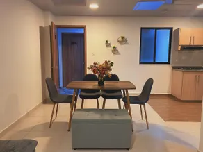 Large apartment in downtown Santa Rosa - Image 3