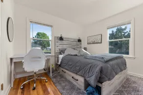 Garland Revival House - Image 5