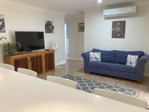 Luxury retreat - Fits two families - Image 4