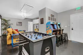 Vegas Game Haven Heated Pool! Near Airport & Strip - Image 5