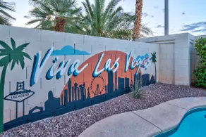 Vegas Game Haven Heated Pool! Near Airport & Strip - Image 4