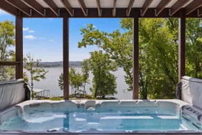 Luxury Waterfront Escape | Dock, Sauna & Swim Spa - Image 5