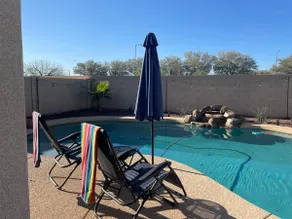 Desert Adventure! Oversized Pool, Sleeps 12. - Image 4