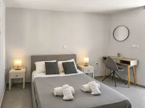Comfy apartment with small private pool, Fiber internet and private parking - Image 4