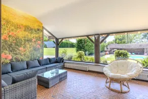 SOUTH JURA VILLA with large pool and pool house. - Image 4