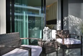 Luxurious and Cozy Apartment - Image 5