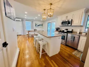 Walk to Town Neck Beach! All linens included & booking for 2026! New amenities! - Image 4