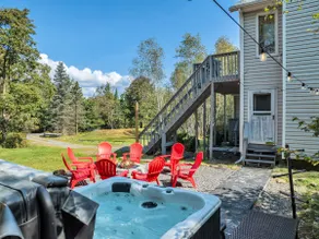 PoconoDreamChalet-HOT TUB/GameRoom/Kids/Pool/Pets - Image 4