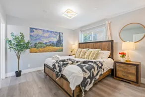 Ranch style Quiet Neighborhood king-bed! 1 - Image 5