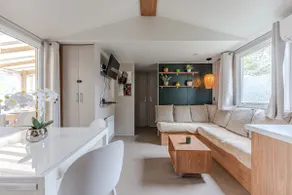 3 bedrooms and 2 bathrooms up to 8 guests - Image 4