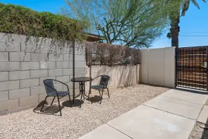 Desert Rose Retreat in the Heart of Downtown PHX - Image 5