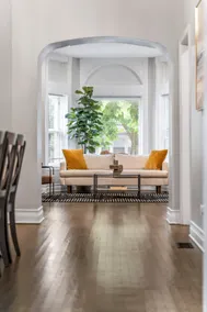 Lakeview Lux - 20min to Wrigley - Free Parking - Sleeps 17+ - Image 4