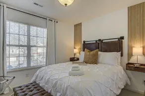 The Cozy Daydream Near PTI Sleeps 6 (Adult Max: 4) - Image 5