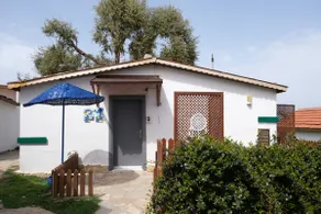 Maya Studio Bungalow House - Image 3