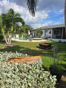 Pool-Waterfront-Pet Friendly - Image 4