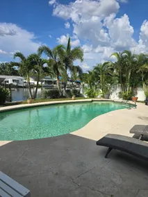 Pool-Waterfront-Pet Friendly - Image 2